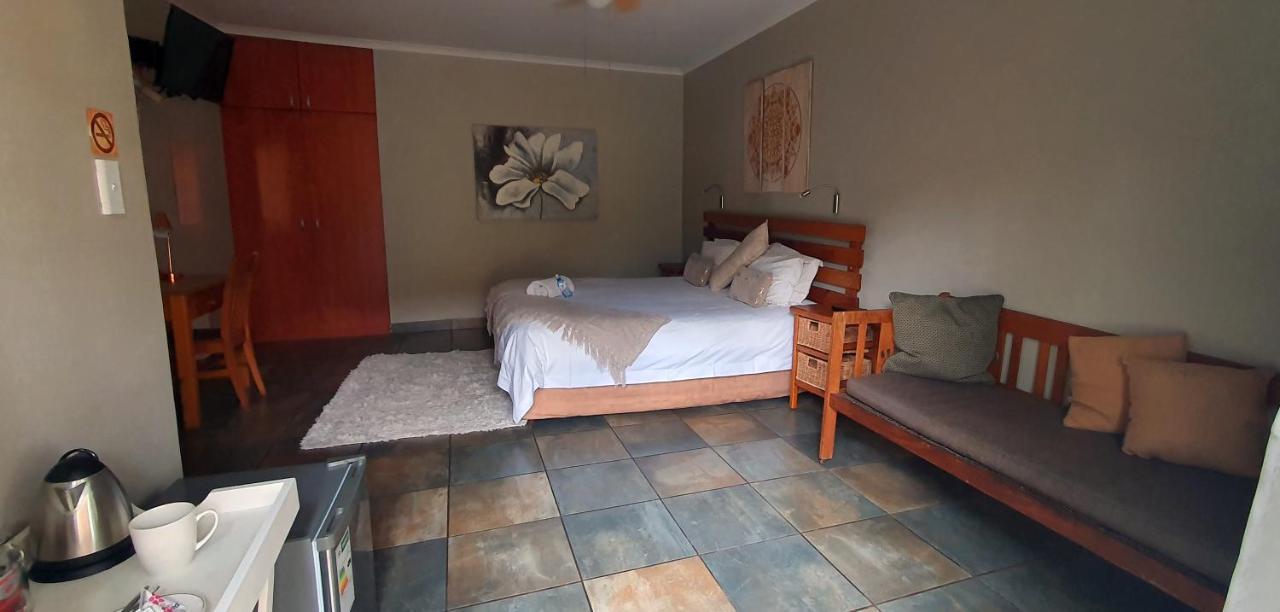 ميدلبرغ Aero Lodge Guest House المظهر الخارجي الصورة